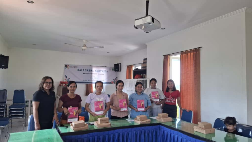 Pelaksanaan Kelas Ibu Hamil bertempat di Kantor Desa Kuwum